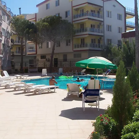 Royal Residences Aparthotel