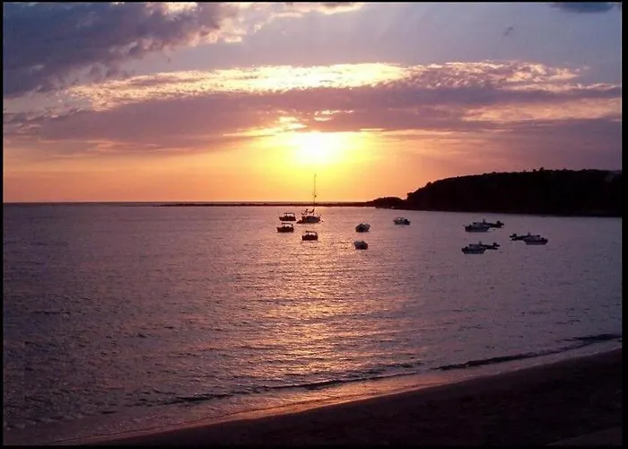 Royal Residences מלון